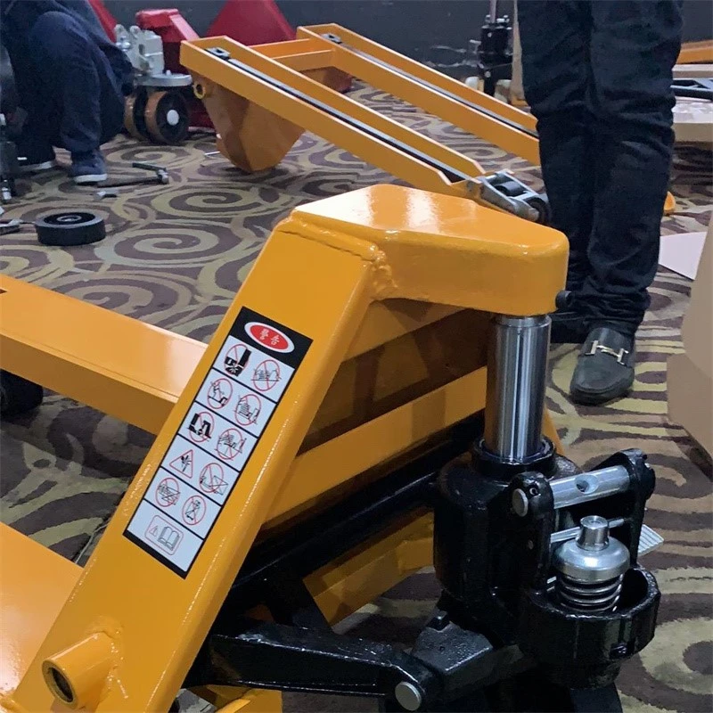 real photo 2T hand pallet truck DB real photo 2T hand pallet truck DB